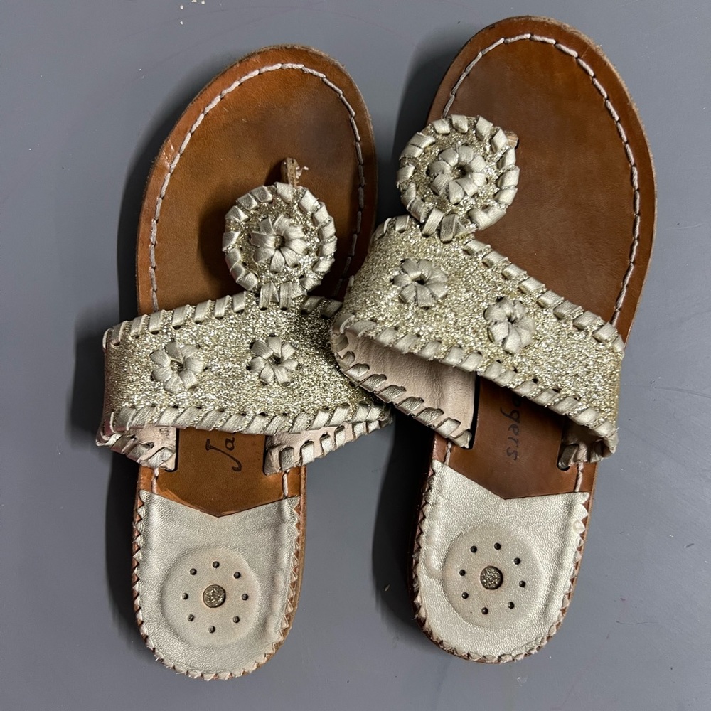 Young girls Jack Rogers